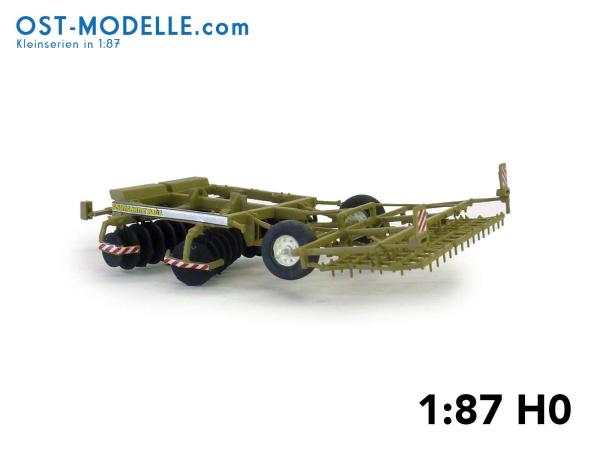 Scheibenegge Fortschritt B402 Transportstellung siena